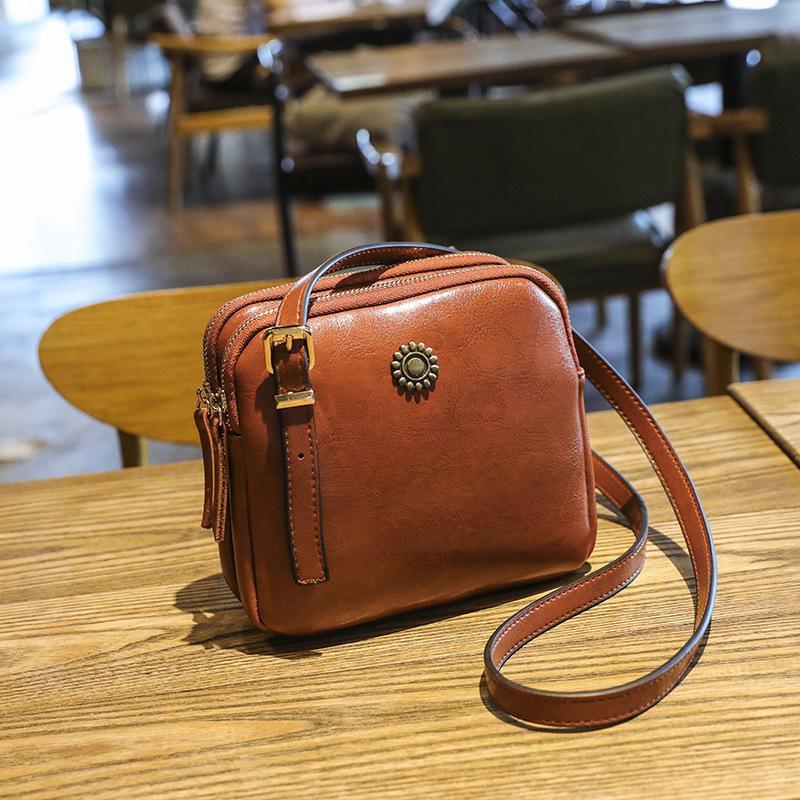 Vintage Messenger Omuz Çantası 